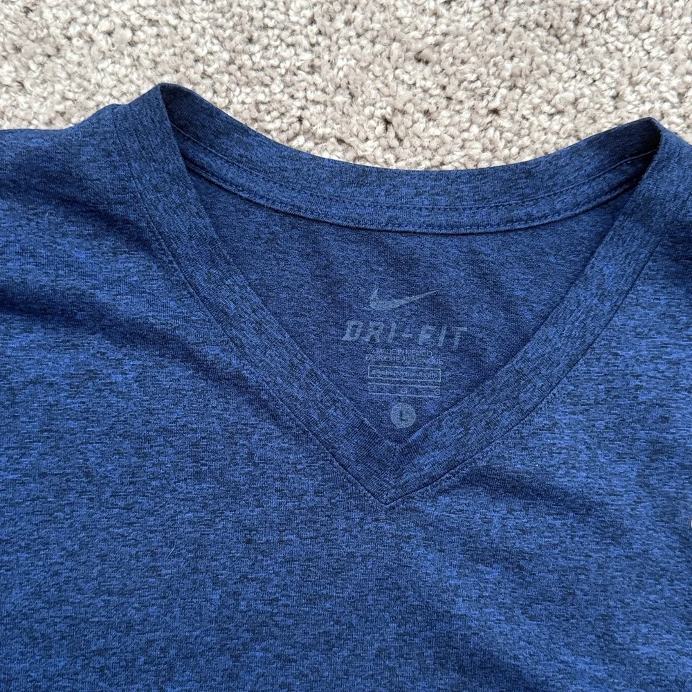 Nike Dri-fit Blue V-neck Large Athletic Tee - Picture 2 of 2